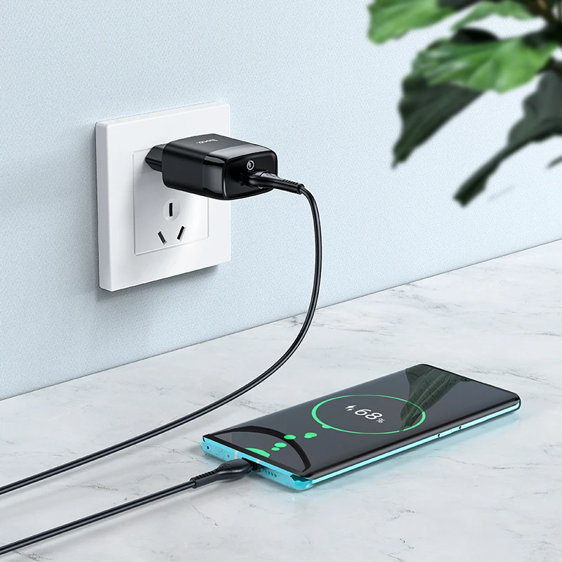 Caricabatterie USB Hoco da 18 W QC3.0 per iPhone