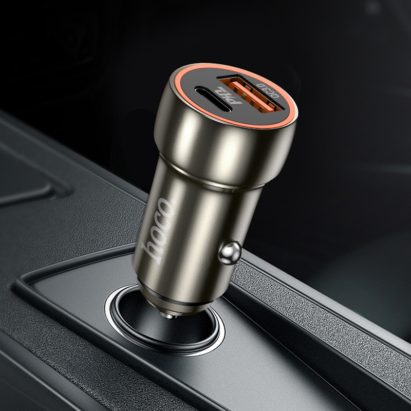 Caricabatterie da auto Hoco PD20W QC3.0 USB Type C a